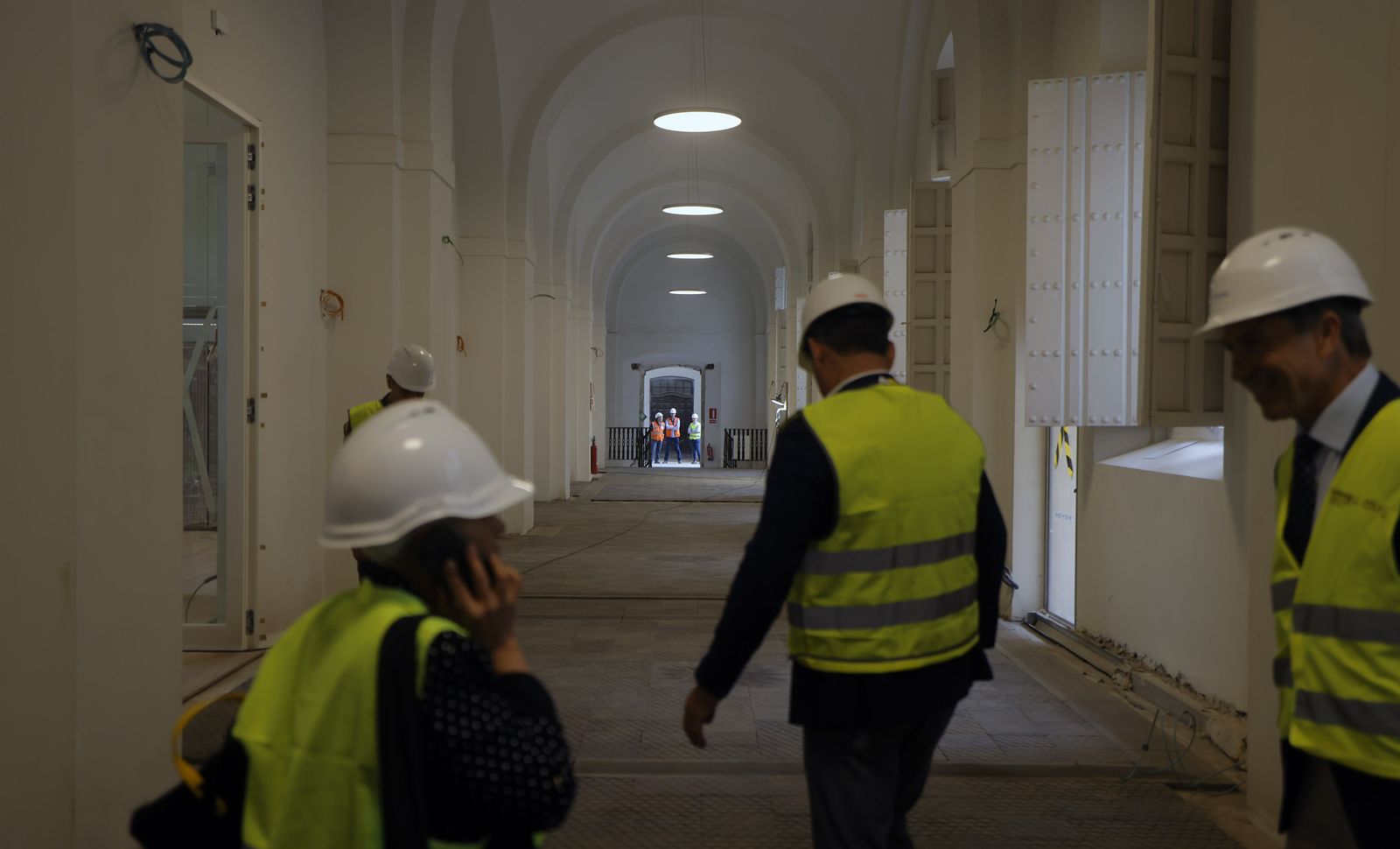 Las imágenes de la visita  a la Fábrica de Artillería