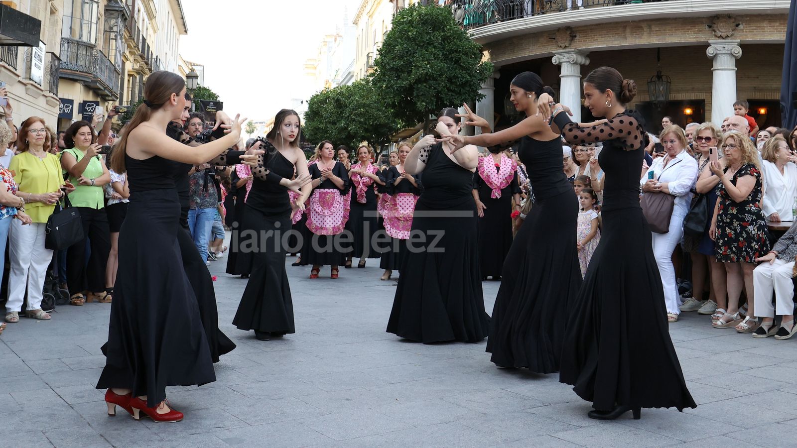 Flashmob de la academia de baile de Fani Muñoz en Jerez