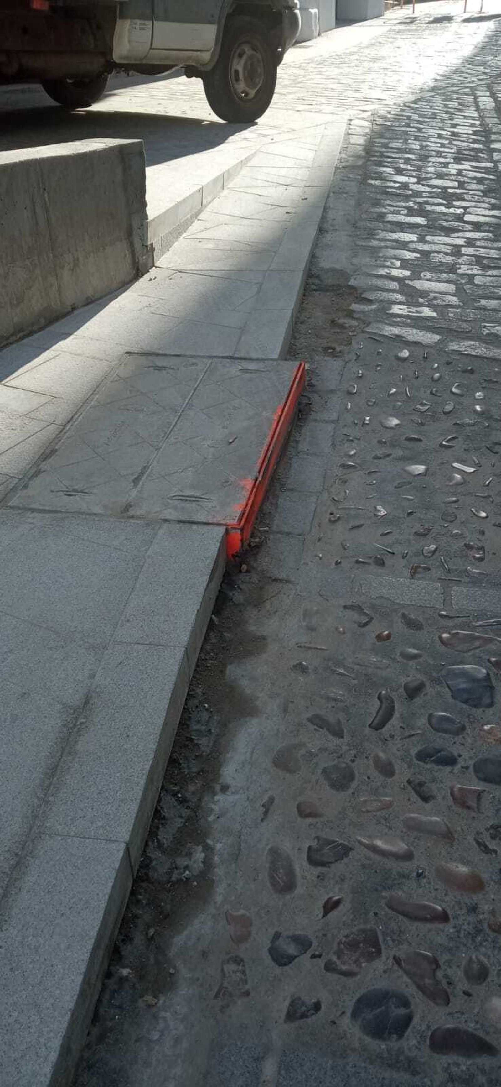 Chapuzas en la calle Carpintería Baja de Jerez