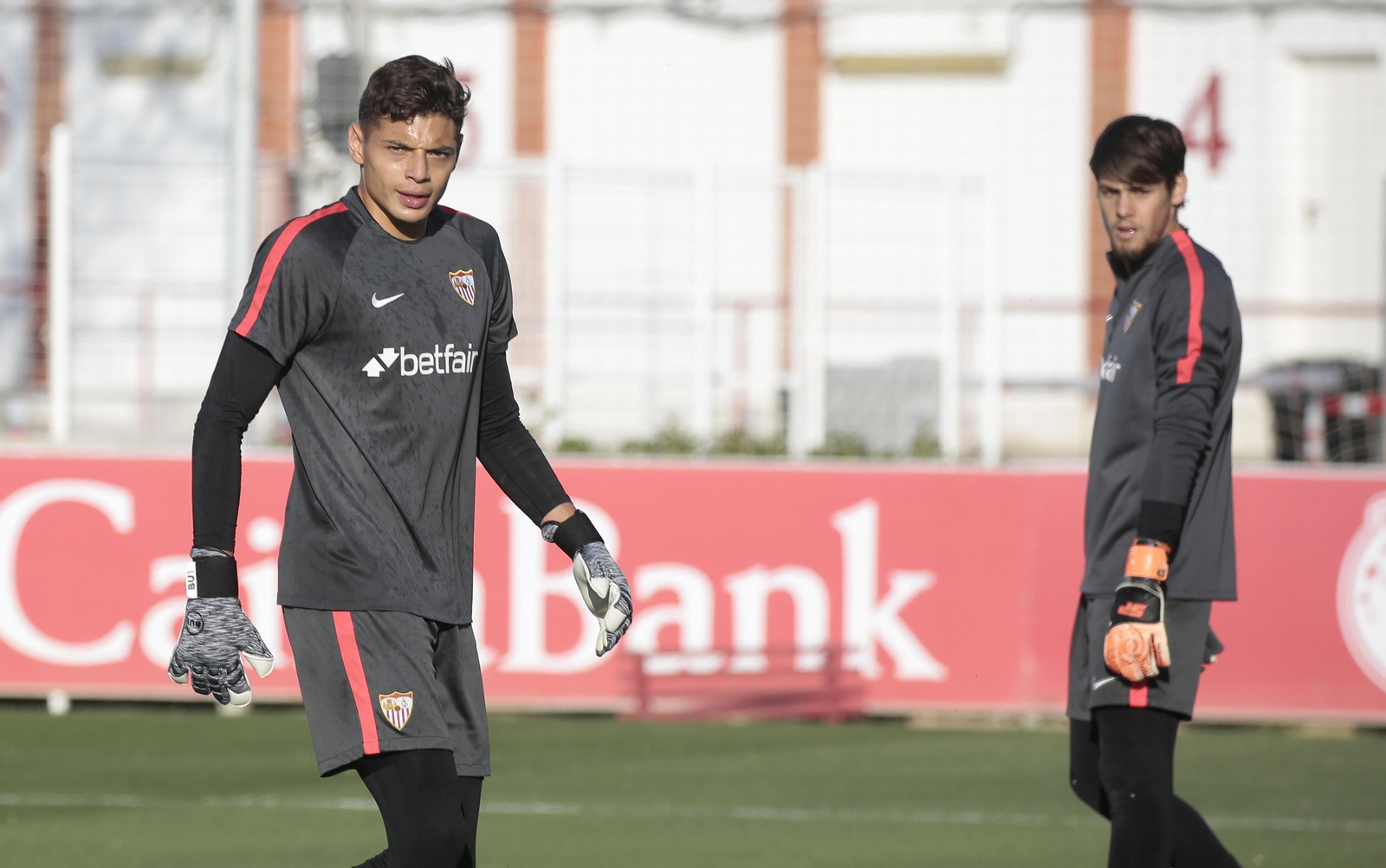 Lucho García y Javi Díaz, ejercitándose a las órdenes de Joaquín Caparrós