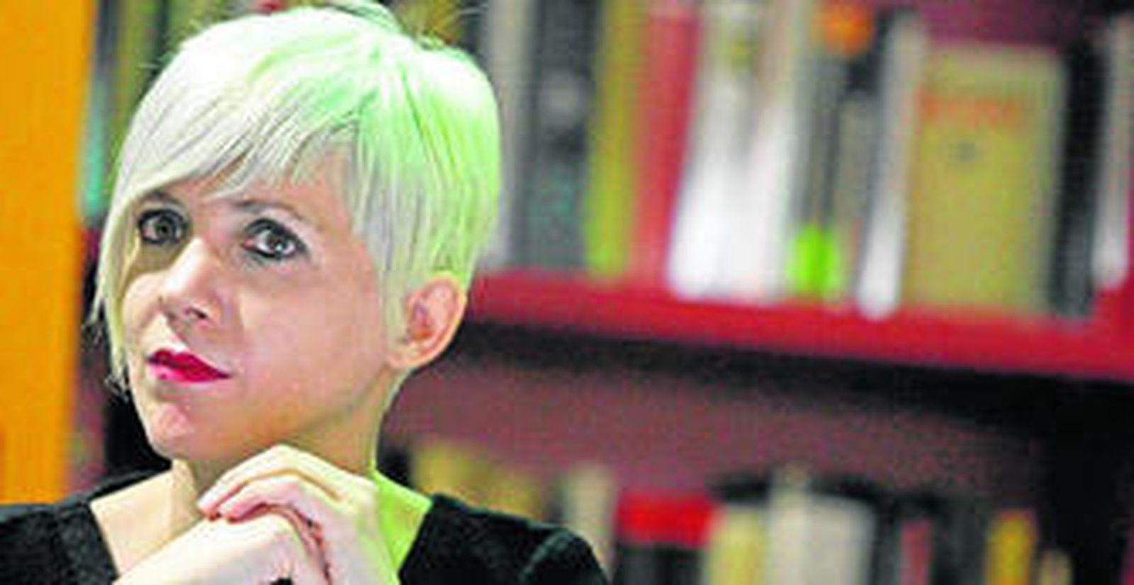 La escritora cordobesa Remedios Zafra es además profesora titular de la Universidad de Sevilla.