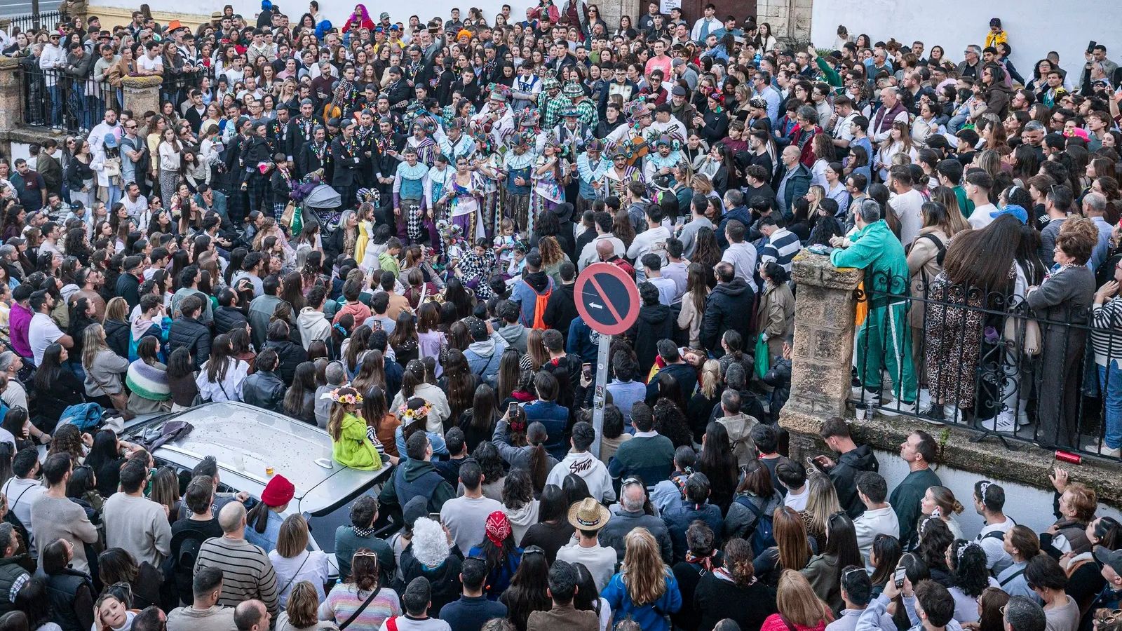 Encuentro entre 'DSAS3' y 'Ssshhhhhh!!!' en Santo Domingo.