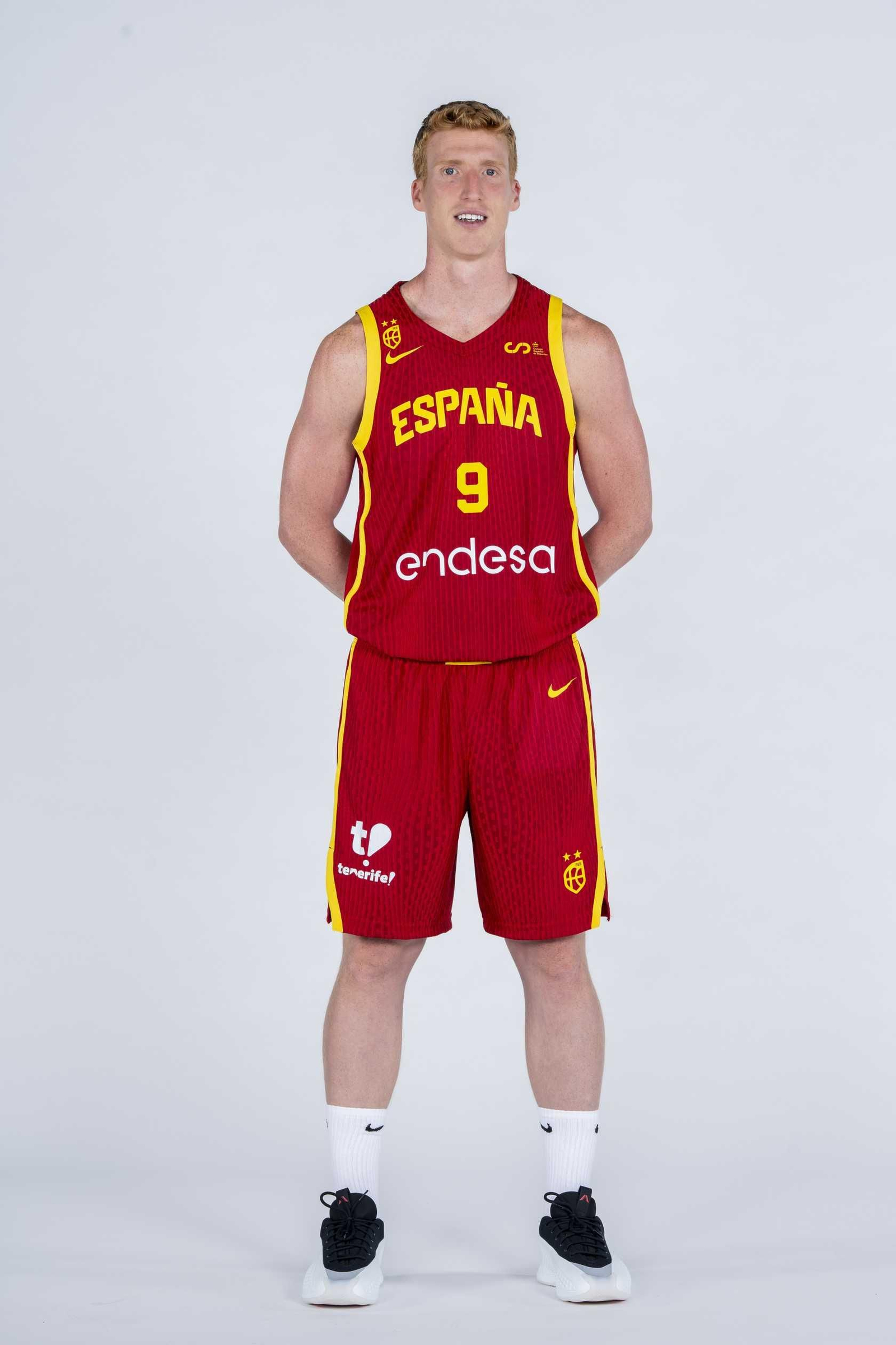 La sesión de fotos oficial de Alberto Díaz y Mario Saint-Supéry con España