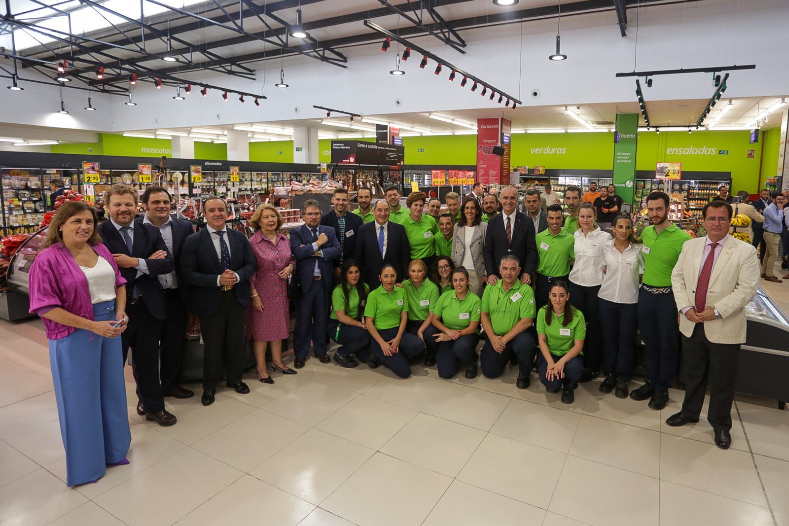 Inauguración del nuevo supermercado Mas en la calle Arjona.