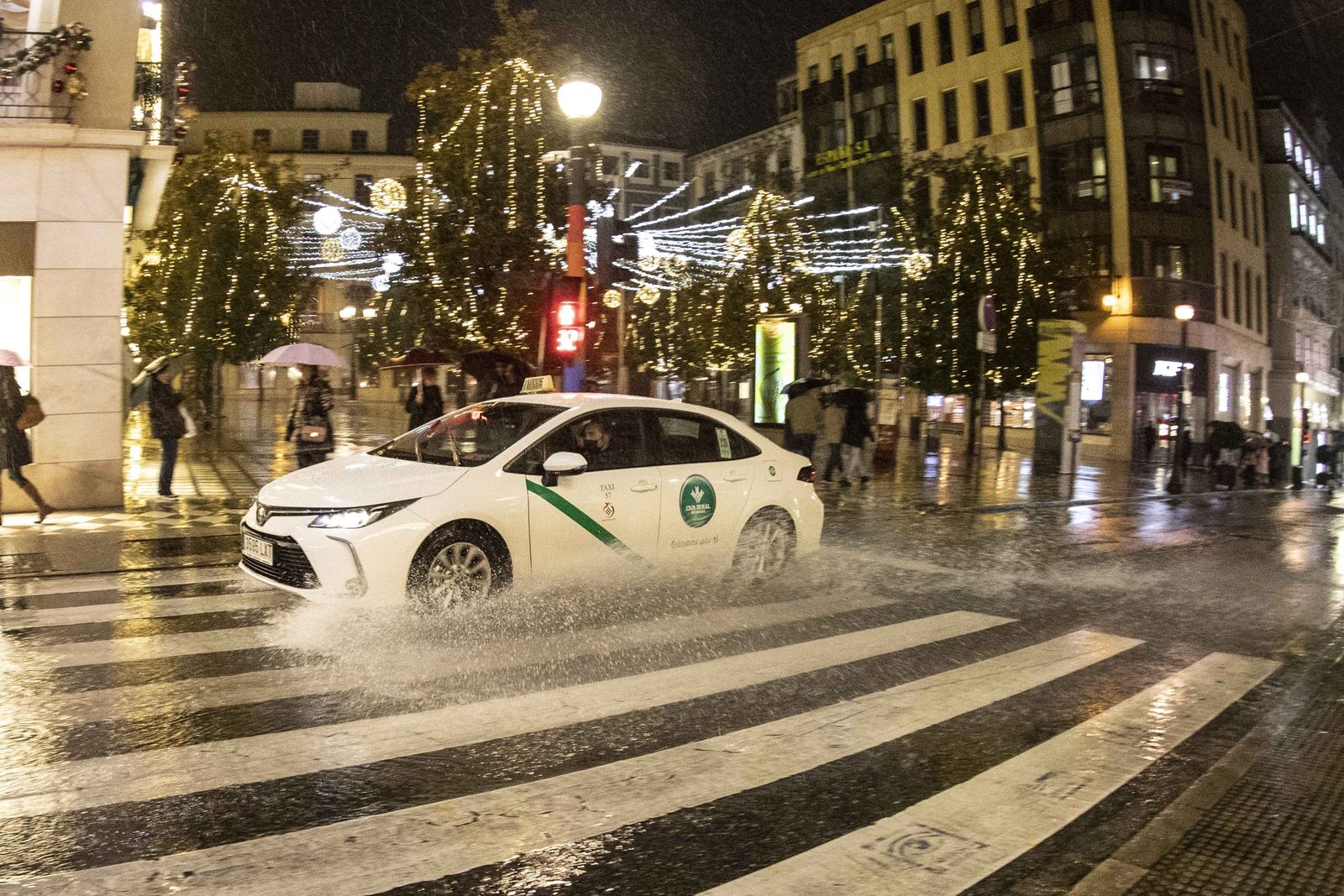 Lluvia en el centro.