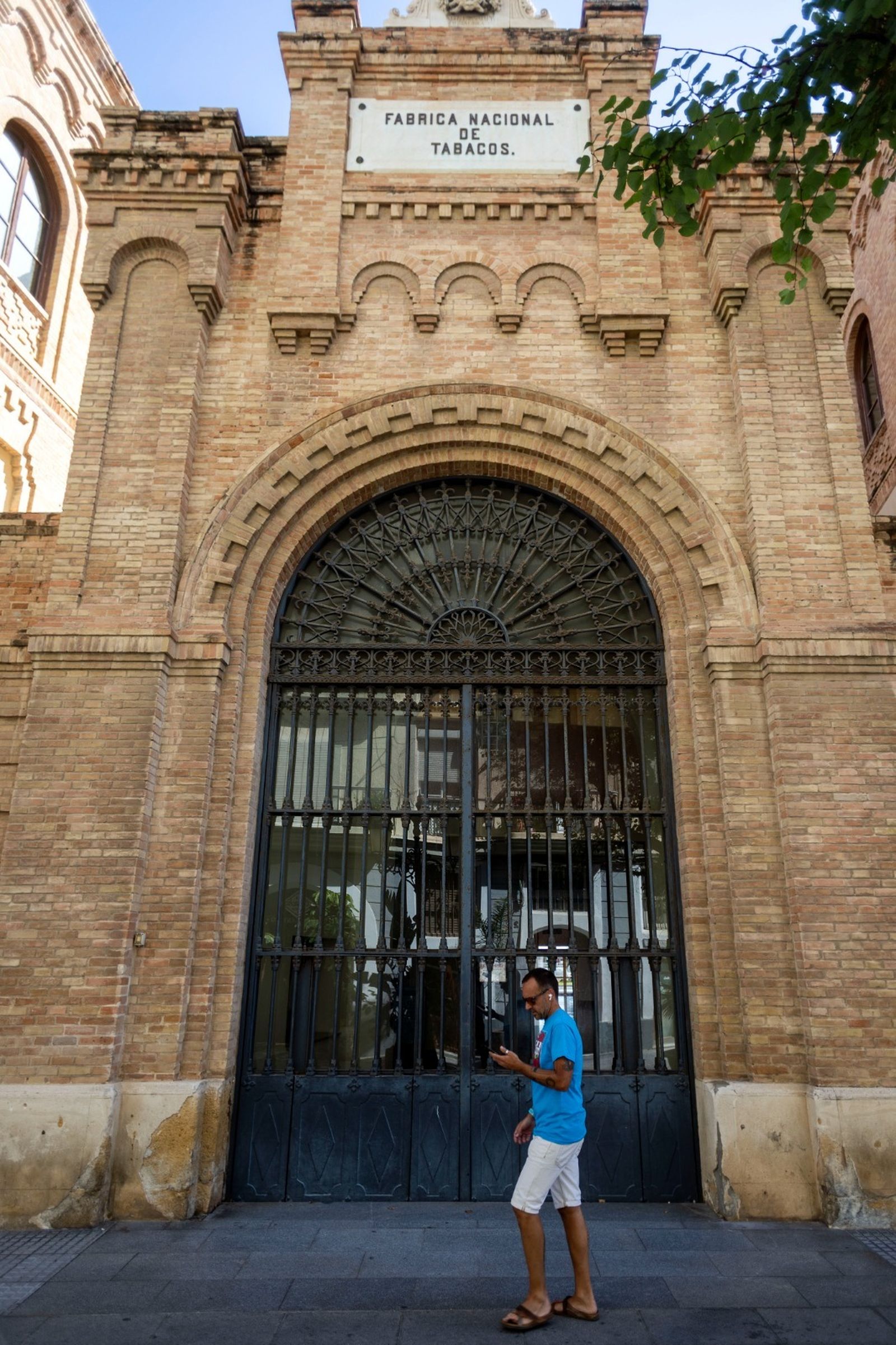 Así es la calle Plocia de Cádiz, a la que la ONCE dedica el cupón del lunes 10.