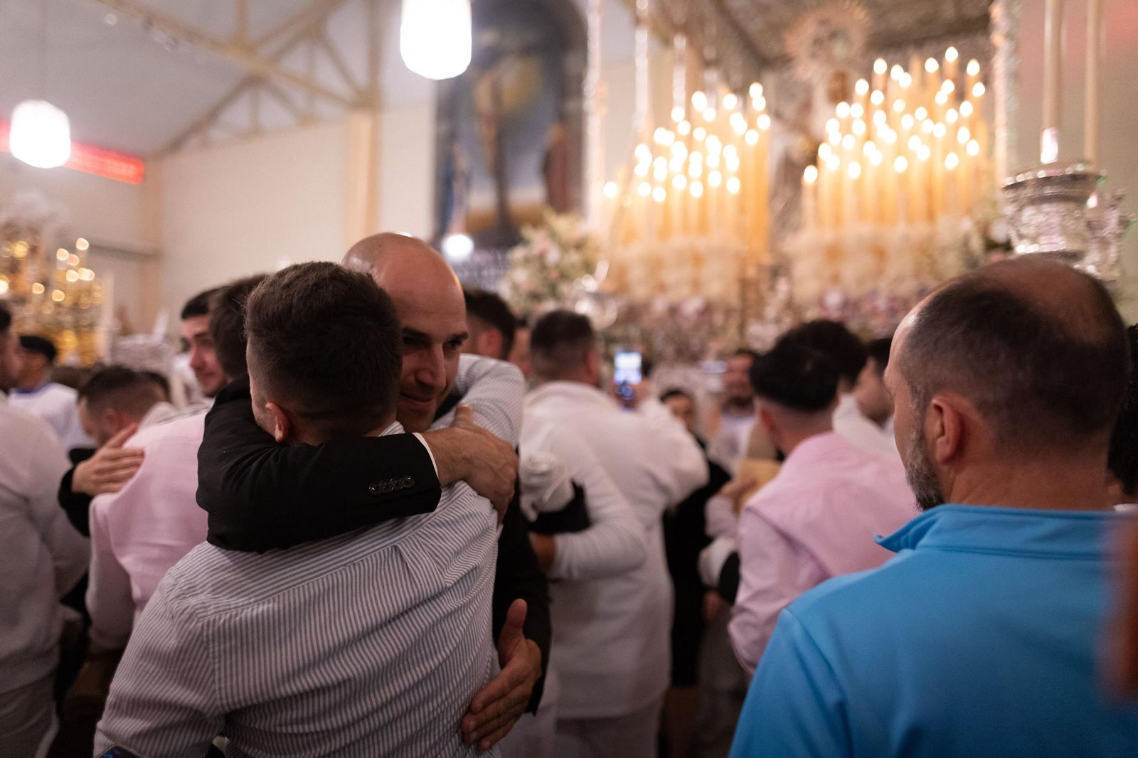 Las fotografías de la suspensión de la Estación de Penitencia de la Hermandad de la Sagrada Resurrección 2025