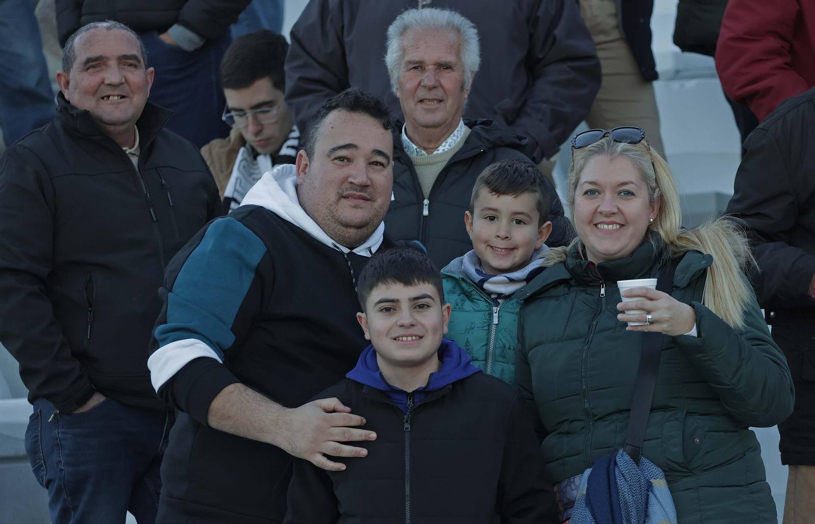 Búscate durante el Balona - Antoniano en el Ciudad de La Línea
