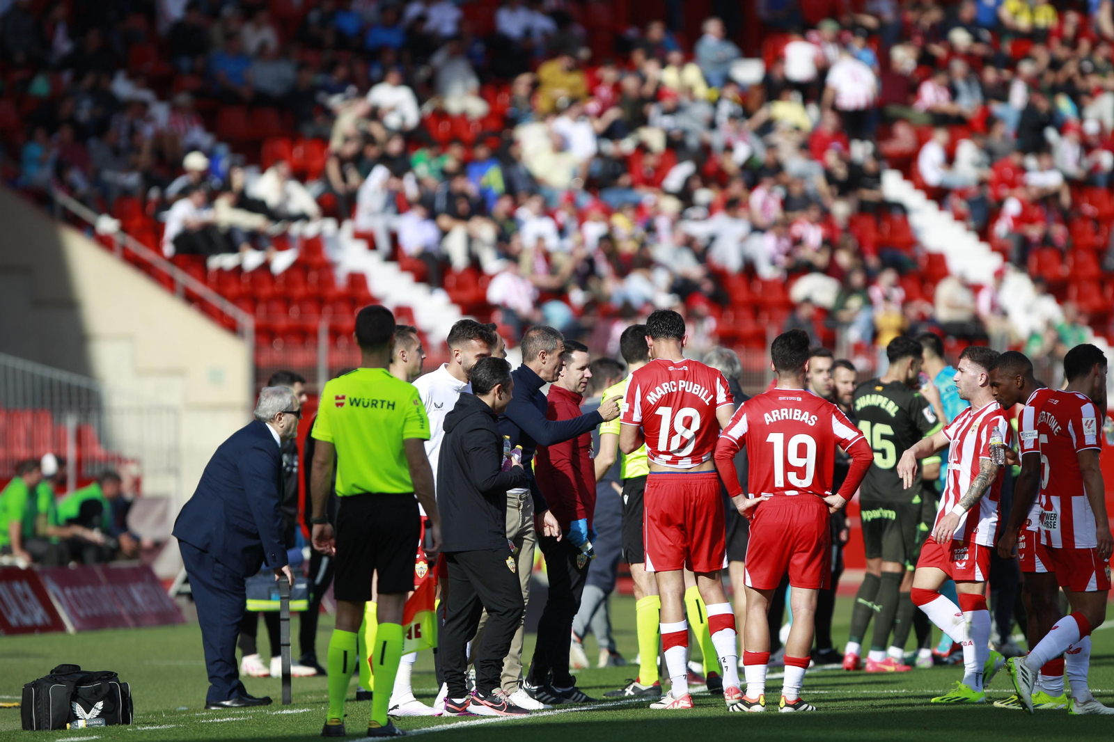 Las mejores imágenes del partido de fútbol U.D. Almería-Girona F.C.