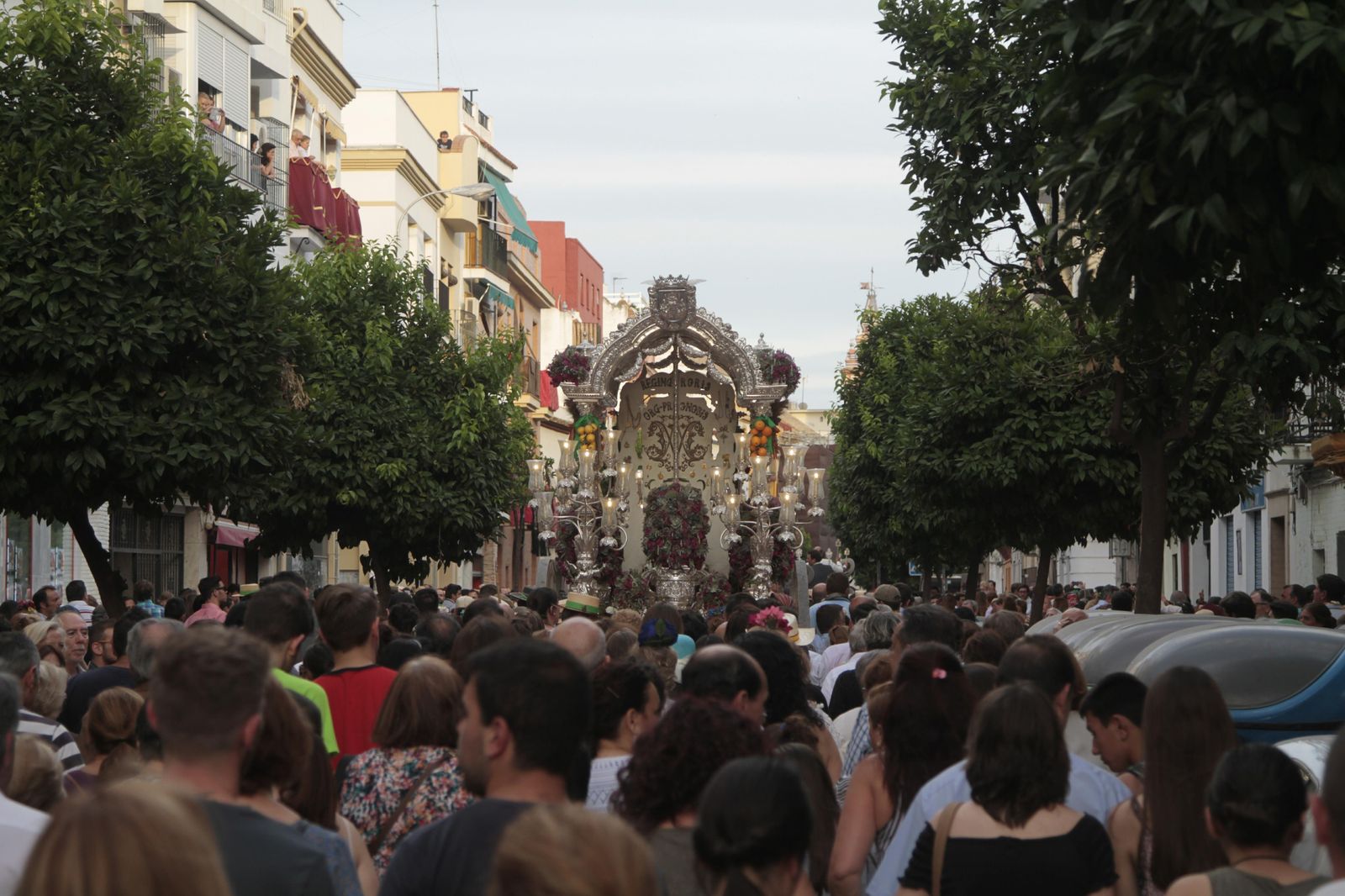 Las imágenes de la vuelta de Triana a Sevilla