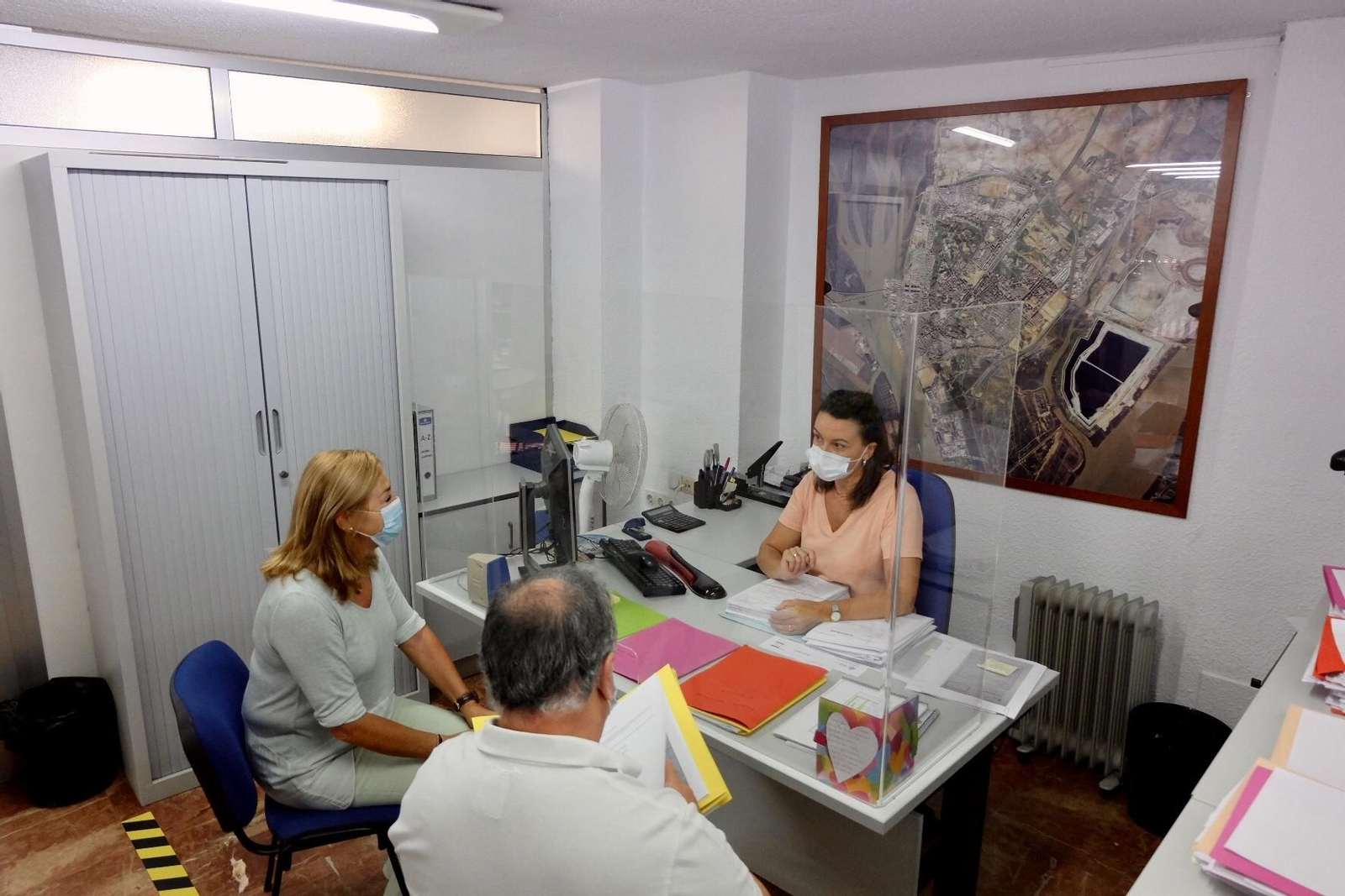 El Ayuntamiento de Huelva amplía las ayudas al alquiler para las familias más vulnerables.