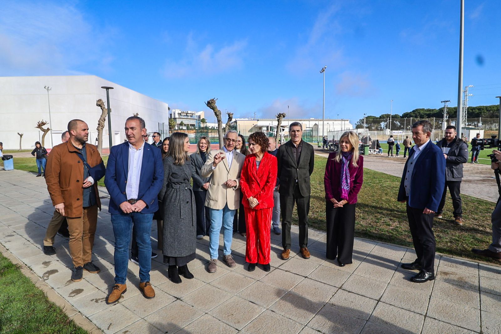 Fotografías de la inauguración de las nuevas instalaciones del complejo deportivo municipal de Bonares