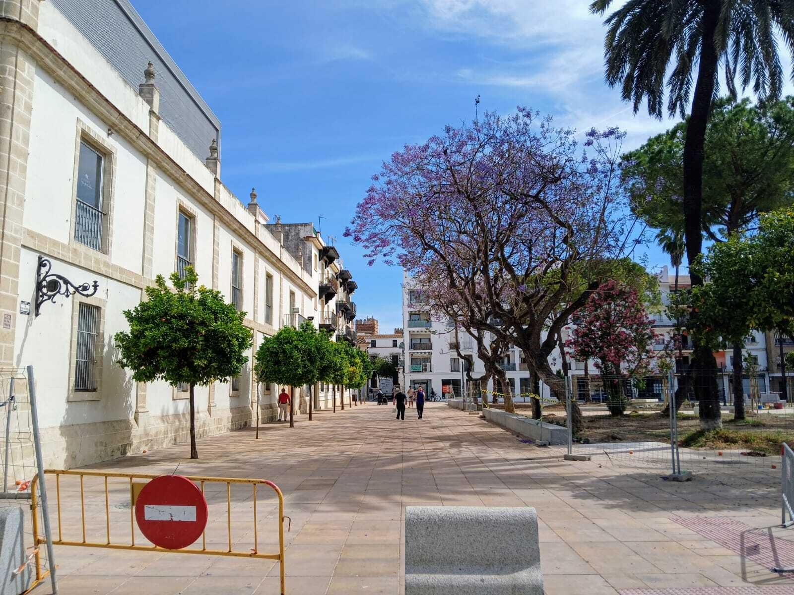 Las imágenes de la reforma de la plaza de El Polvorista, en El Puerto de Santa María