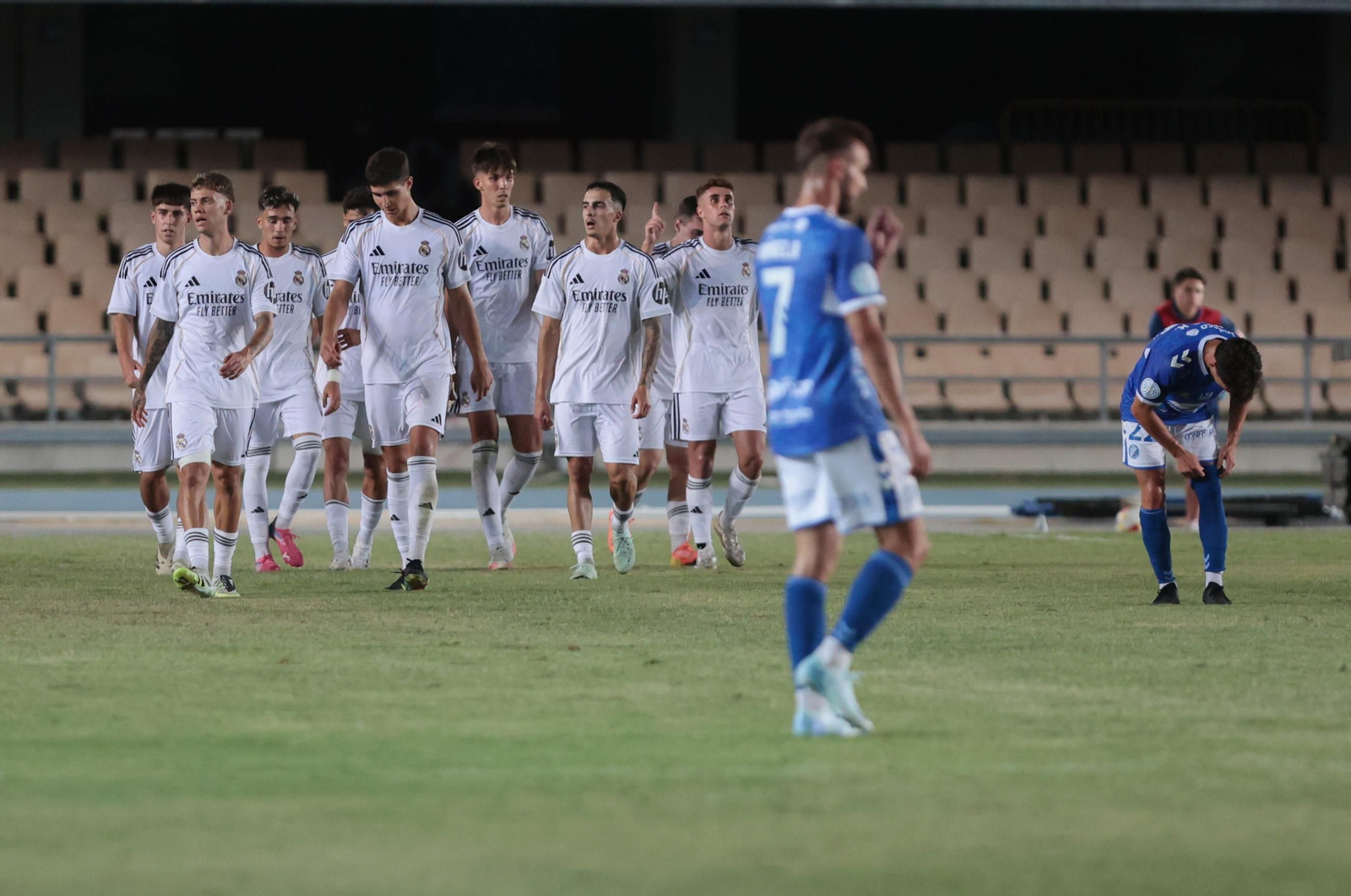 Imágenes del Trofeo de la Vendimia entre  Xerez DFC contra Real Madrid C en Chapín