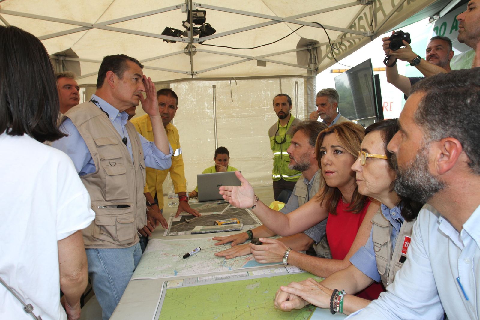 Las imágenes del incendio en Moguer y Mazagón