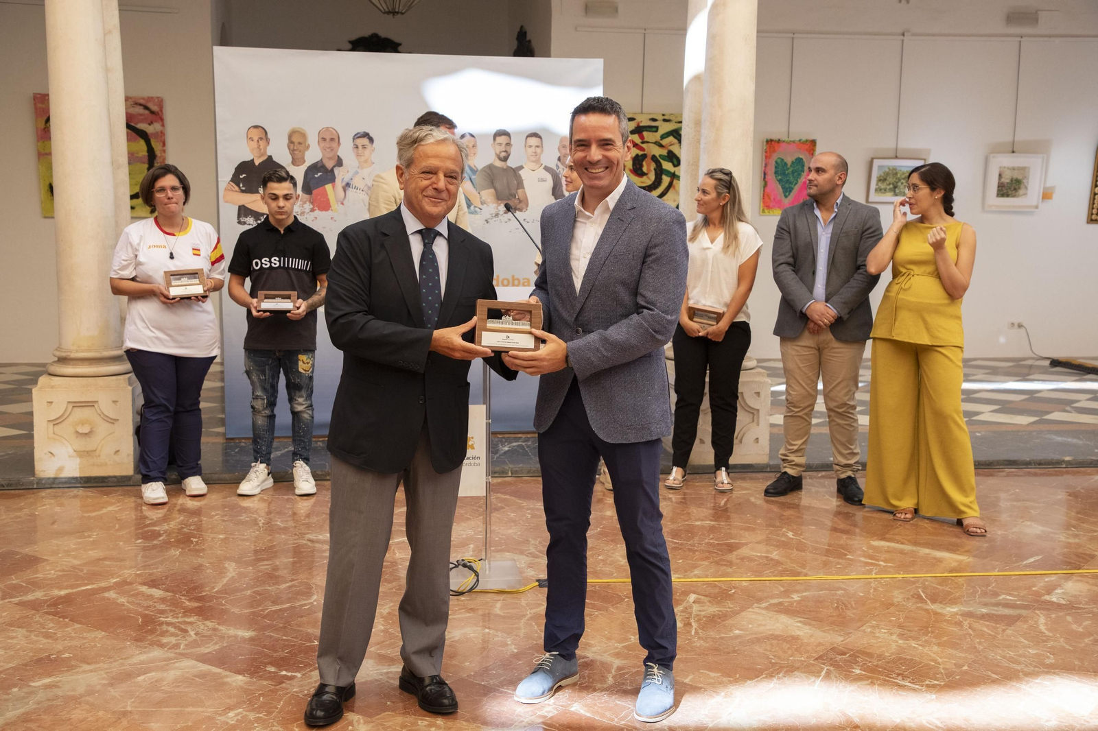 foto_recepcin-por-parte-de-la-corporacin-provincial-a-los-deportistas-olmpicos_26_53985183789_o.jpg