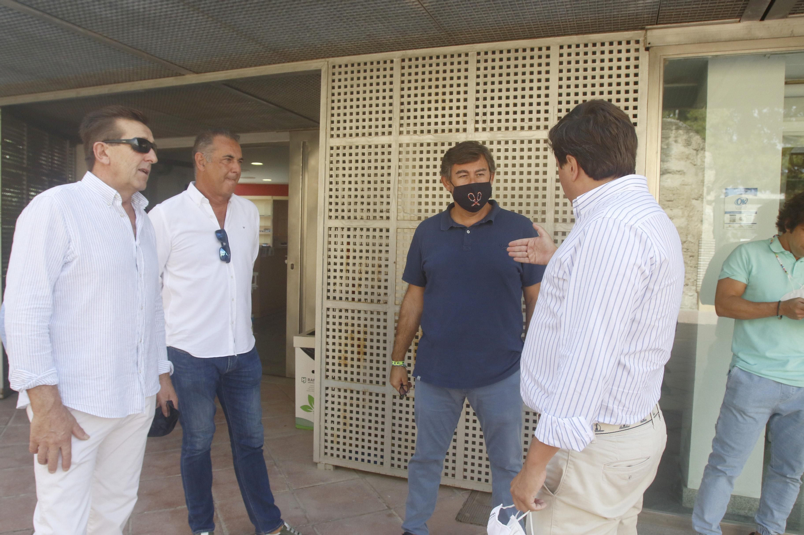 La presentación de Antonio Casas como jugador del Córdoba CF, en imágenes