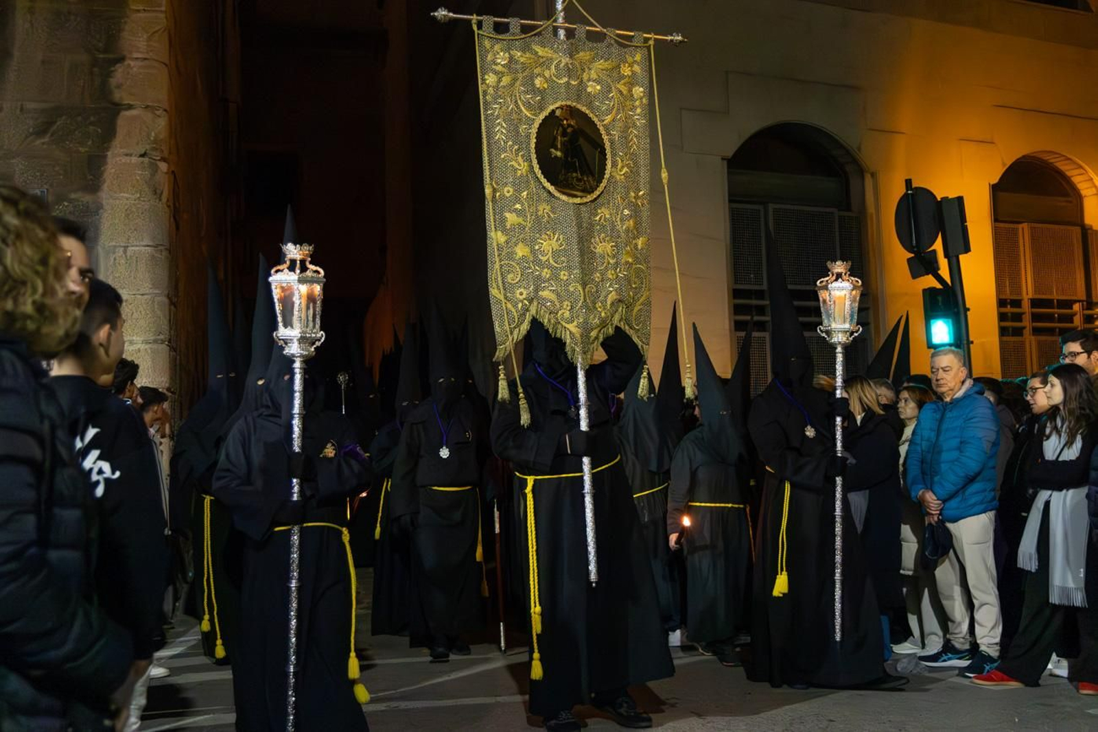 Los jiennenses acuden un año más al encuentro de Nuestro Padre Jesús