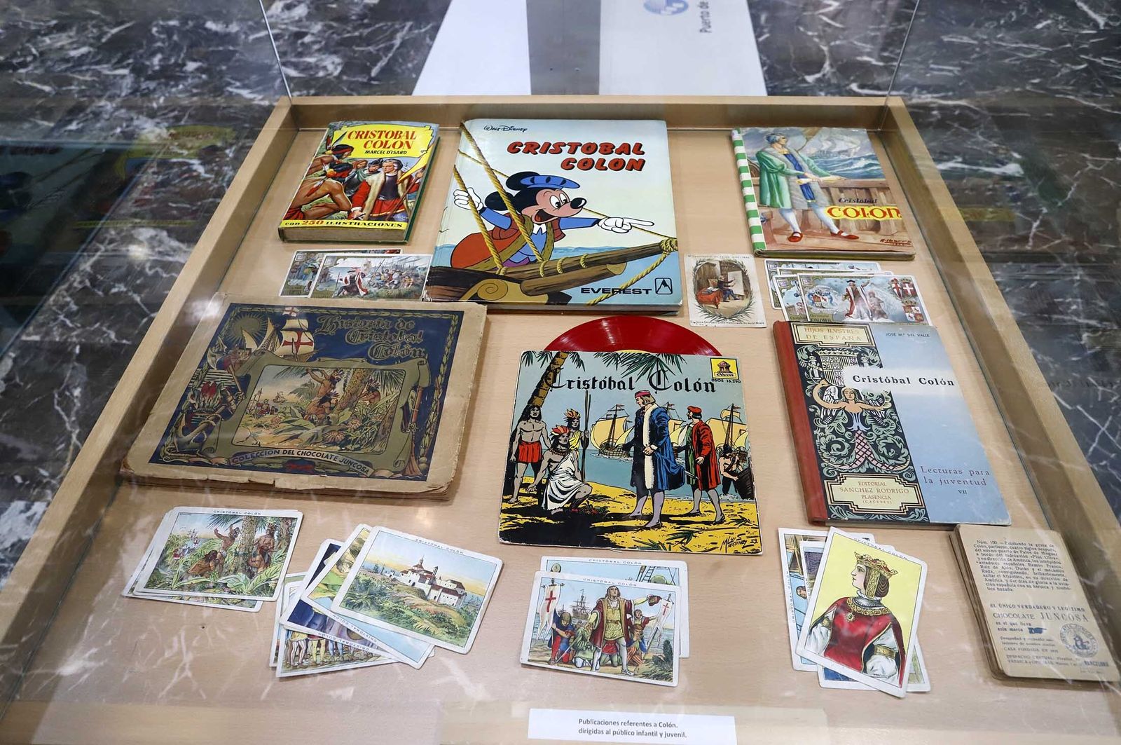 Imágenes de la inauguración de la exposición "Colón, Monumento a la amistad con los Pueblos de América"