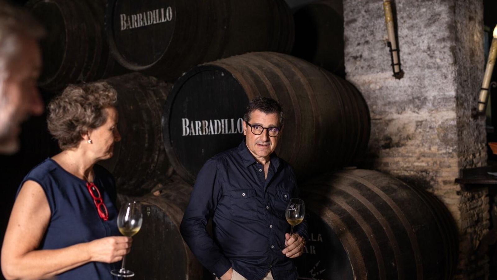 Pitu Roca y Montse Molina, en Bodegas Barbadillo.