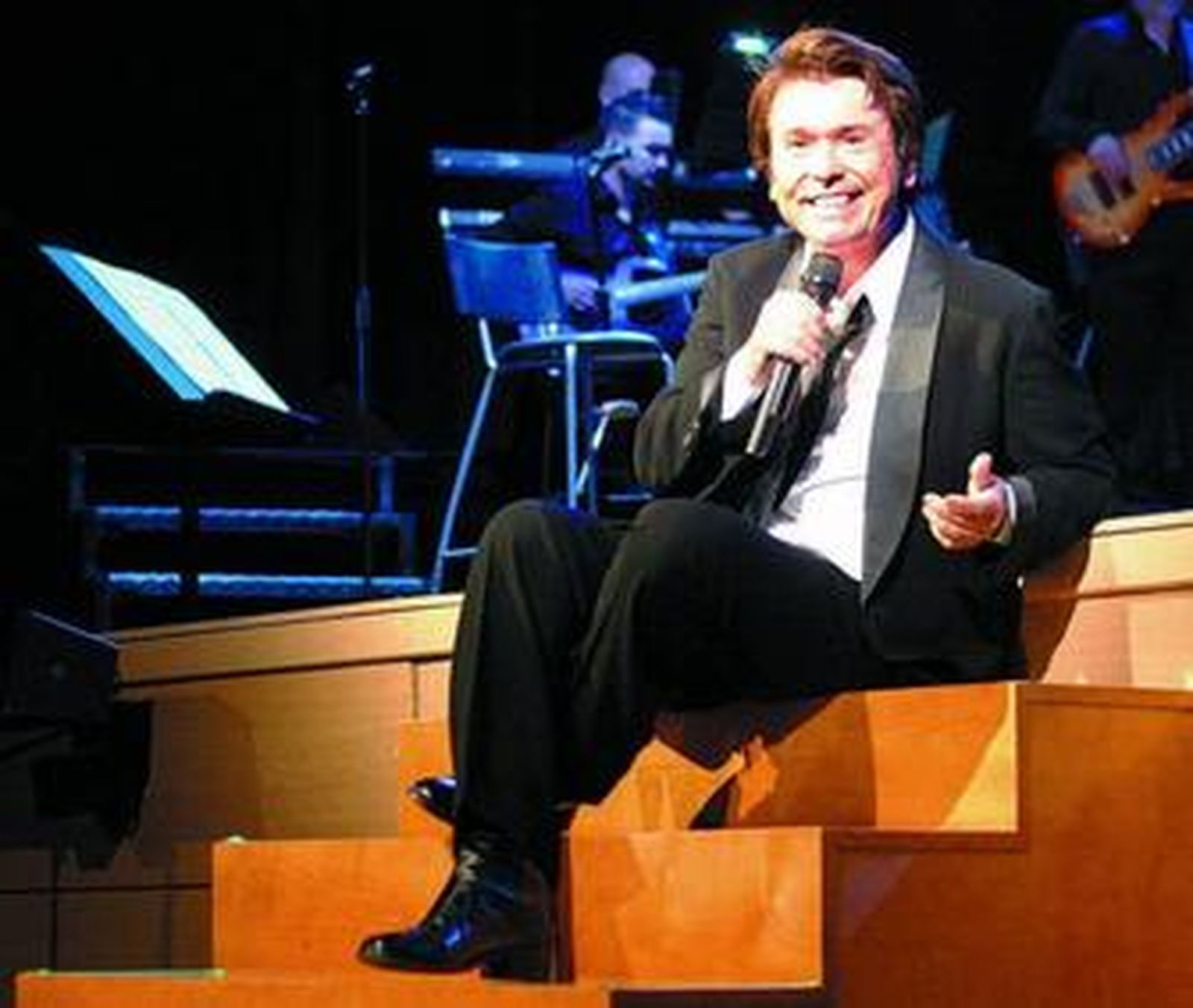 Raphael actuará el 22, 23 y 24 de octubre en el Teatro Cervantes.