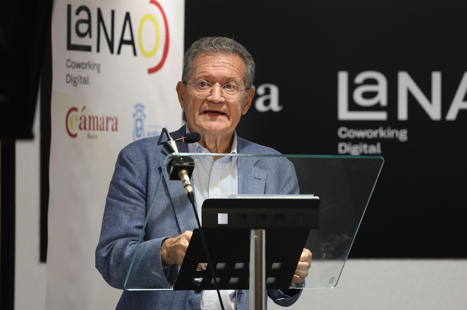 Fotógrafo ALBERTO DOMÍNGUEZ. La Nao, Aeropuerto. Huelva (4).JPG