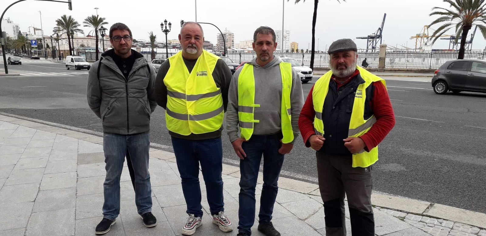 Un grupo de transportistas pertenecientes a un piquete.