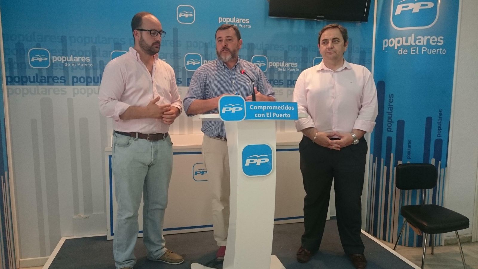 De izquierda a derecha Germán Beardo, Alfonso Candón e Isidoro Seco, en una rueda de prensa en la sede del PP, en una imagen de archivo.