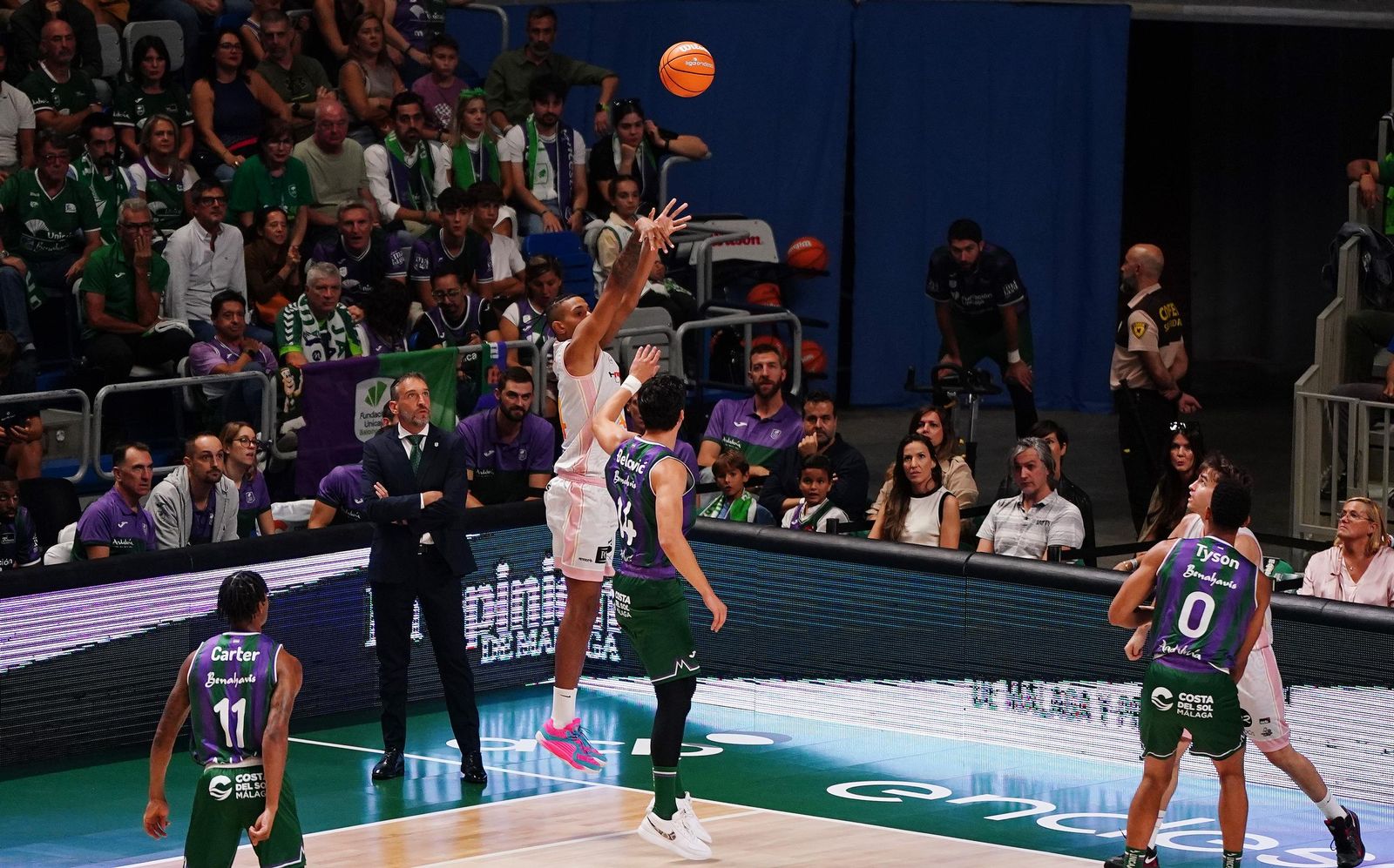 Las fotos del Unicaja-Hiopos Lleida