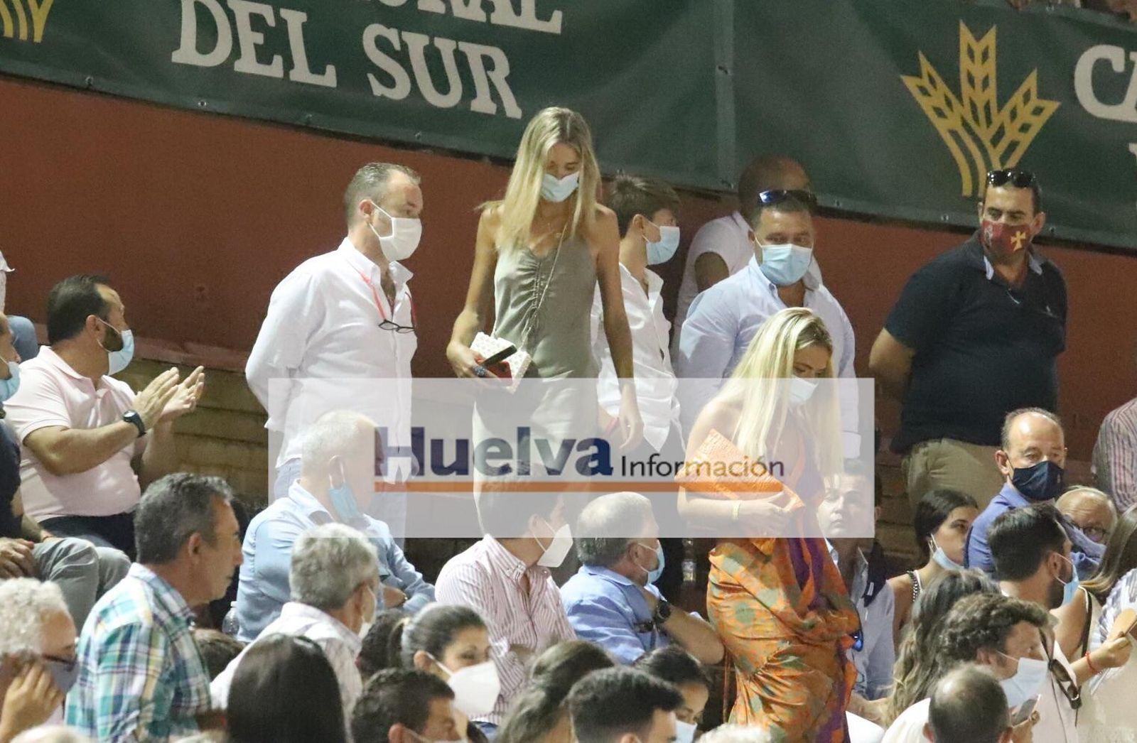 Ana Soria hace su primera aparición en un festejo de Enrique Ponce en Huelva