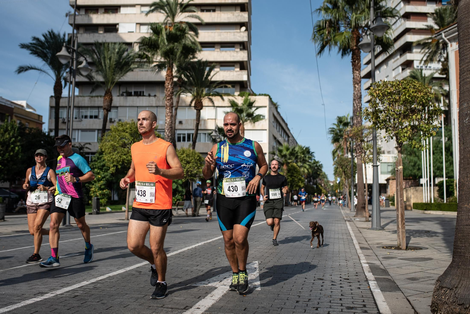 Las imágenes de la vuelta a Huelva de atletismo