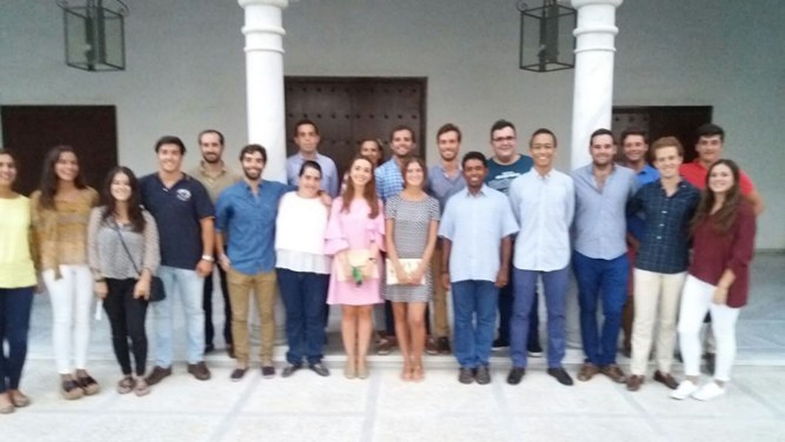 Elena Díaz-Casanova, Lucía Porres, Claudia Flores, Gabriel y Fran Zapata, Pablo Castro, Alejandro López de Carrizosa, Rosarillo Zapata, María Retegui, Curro y Natalia Díaz-Casanova, María Davis, Iñigo y Fernando López de Carrizosa, Diego y Jaime Cano y Nela Suárez-Carrascosa.