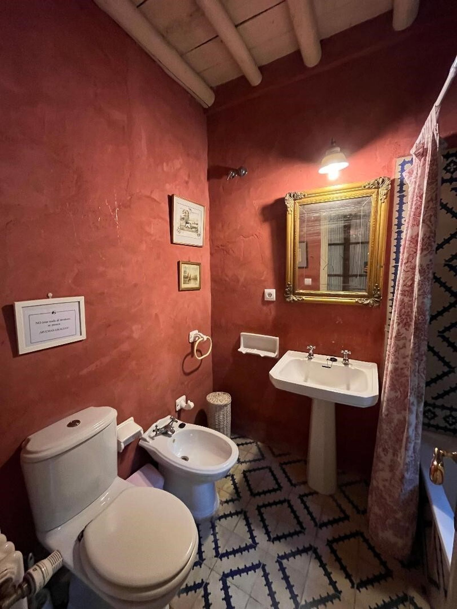 Las imágenes de la casa Batán de Lara en Benamahoma