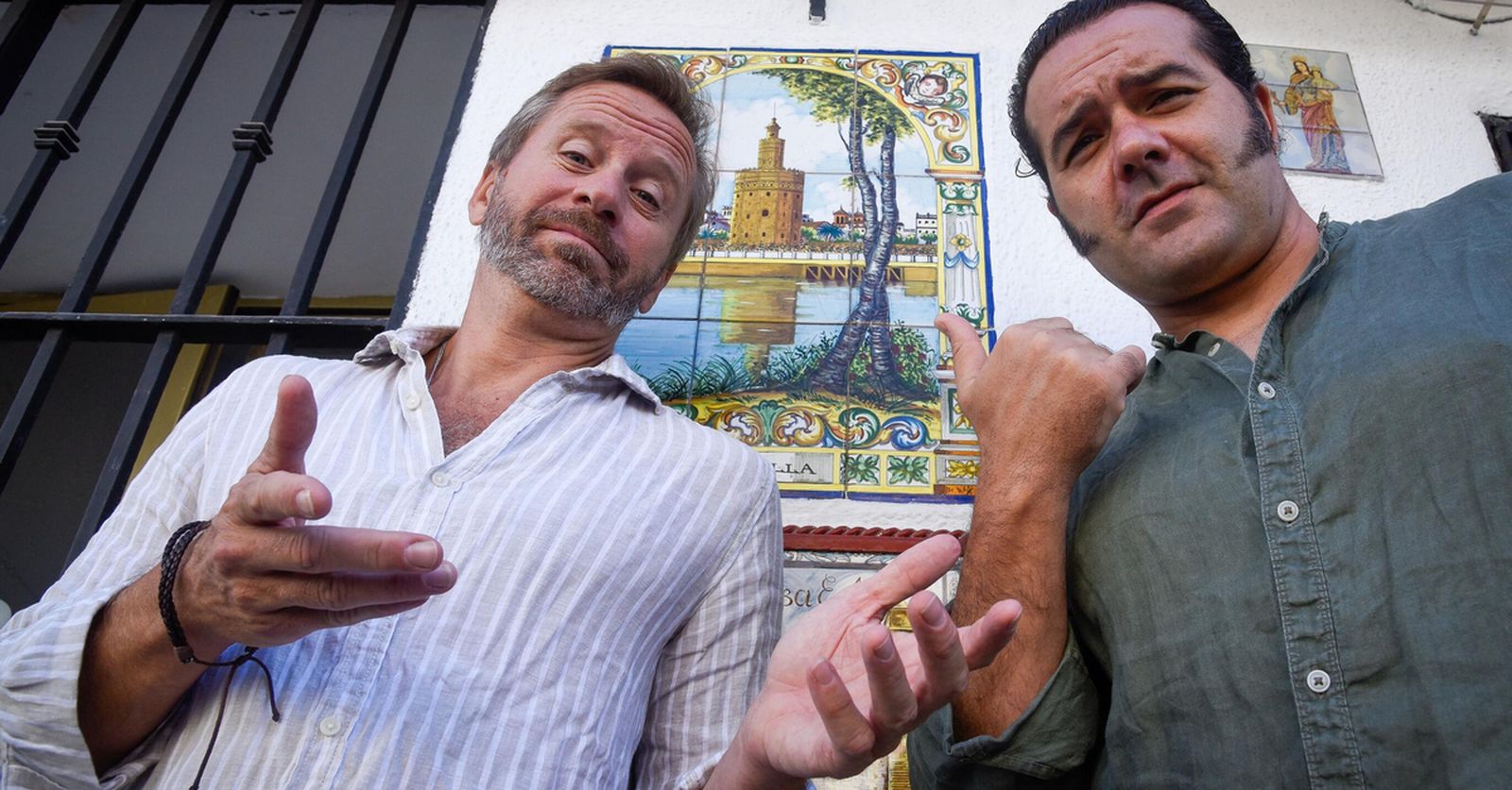 Alfonso Sánchez y Alberto López celebran los quince años de “Los Compadres”.