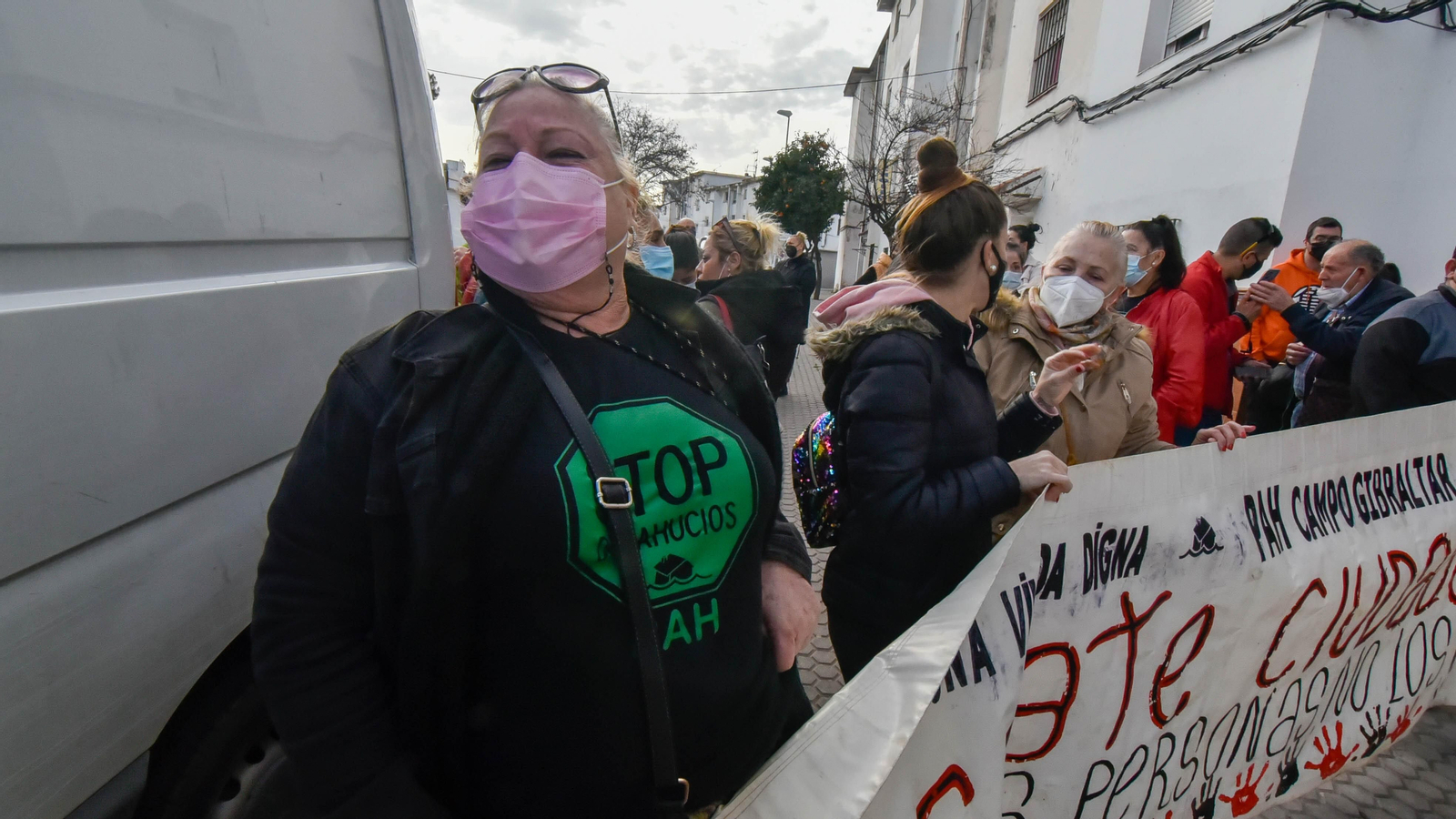 Paralizado durante al menos un mes el desahucio de una mujer y sus tres hijos en Algeciras