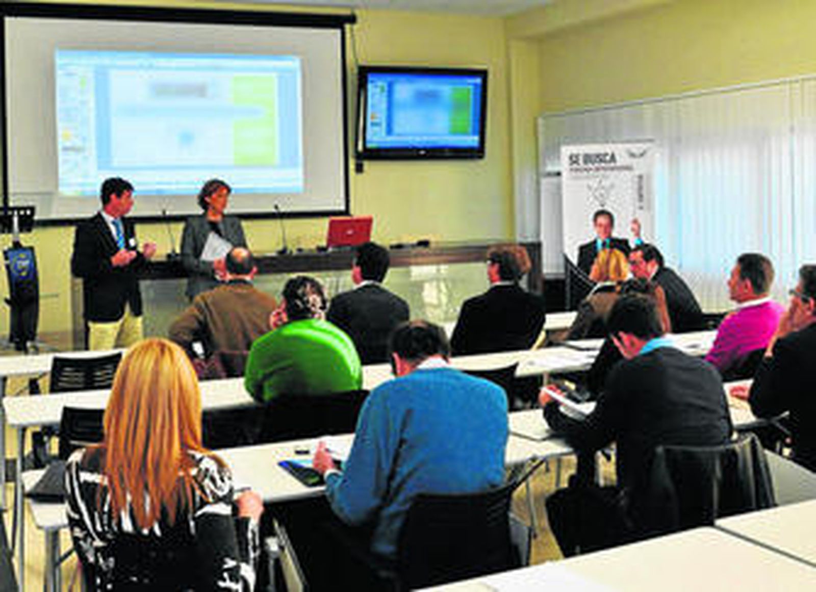 Un momento del foro de inversores que acogió en la tarde de ayer el vivero de empresas del CEEI Bahía de Cádiz.