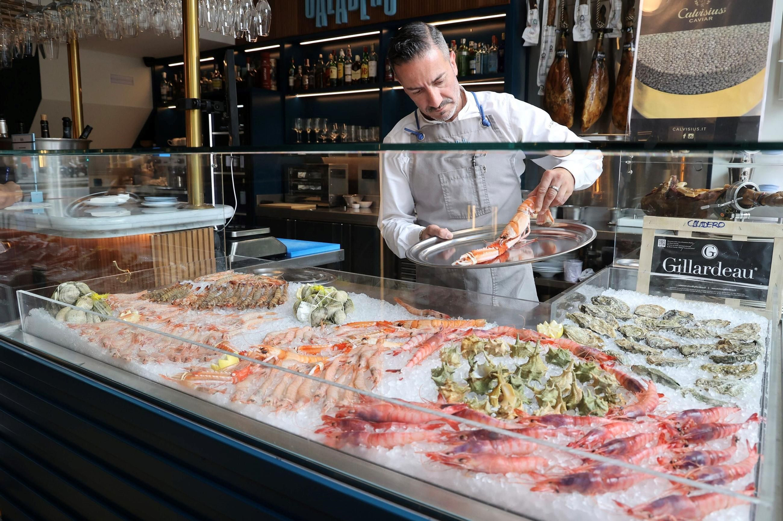 Así es el restaurante Caladero de Sevilla