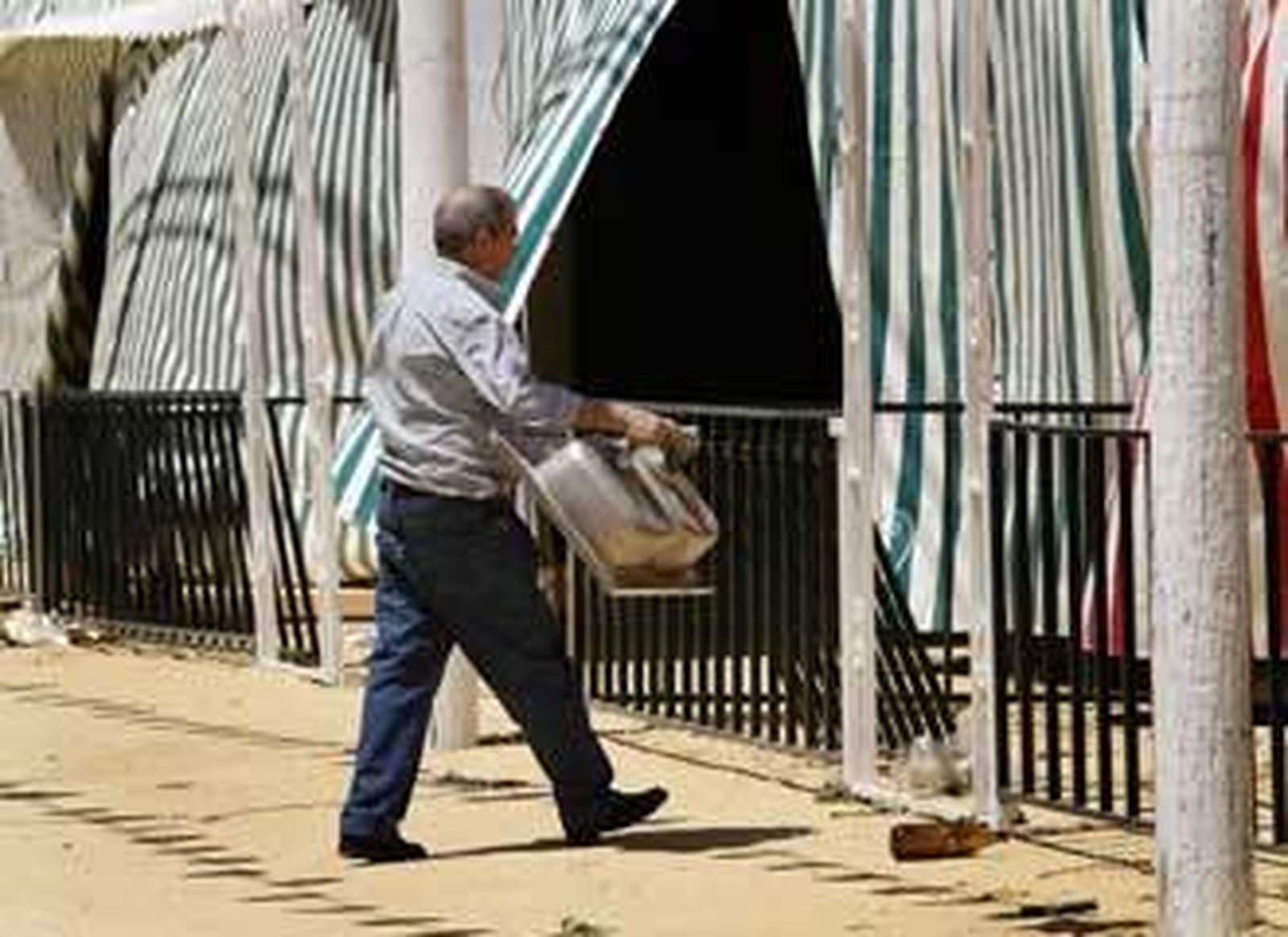 Todo listo para la inauguración de una Feria más gaditana que nunca