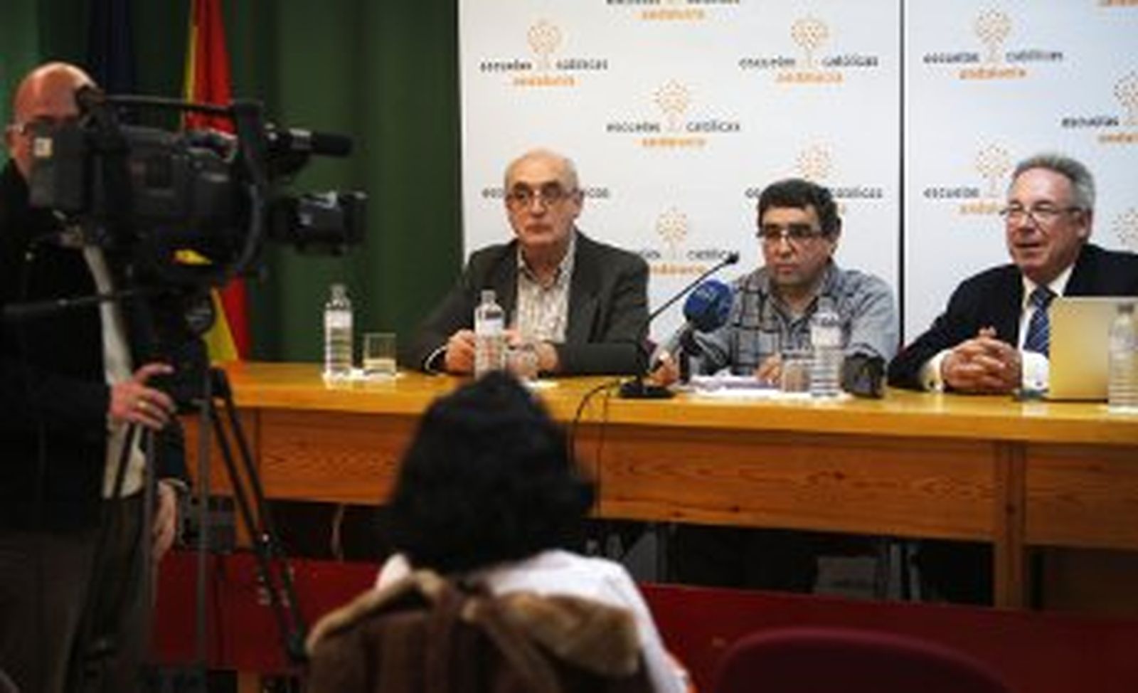 "El dinero de la Junta sólo cubre el 60% del coste de un puesto escolar"