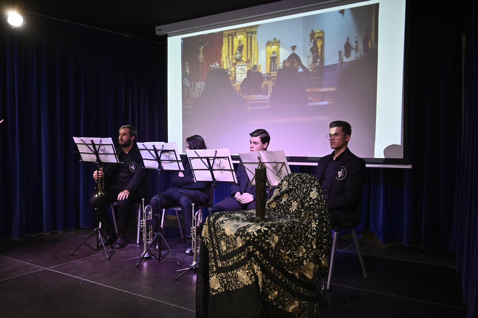 Entrega del Premio Gota a Gota a las Hermanas de la Cruz, en imágenes
