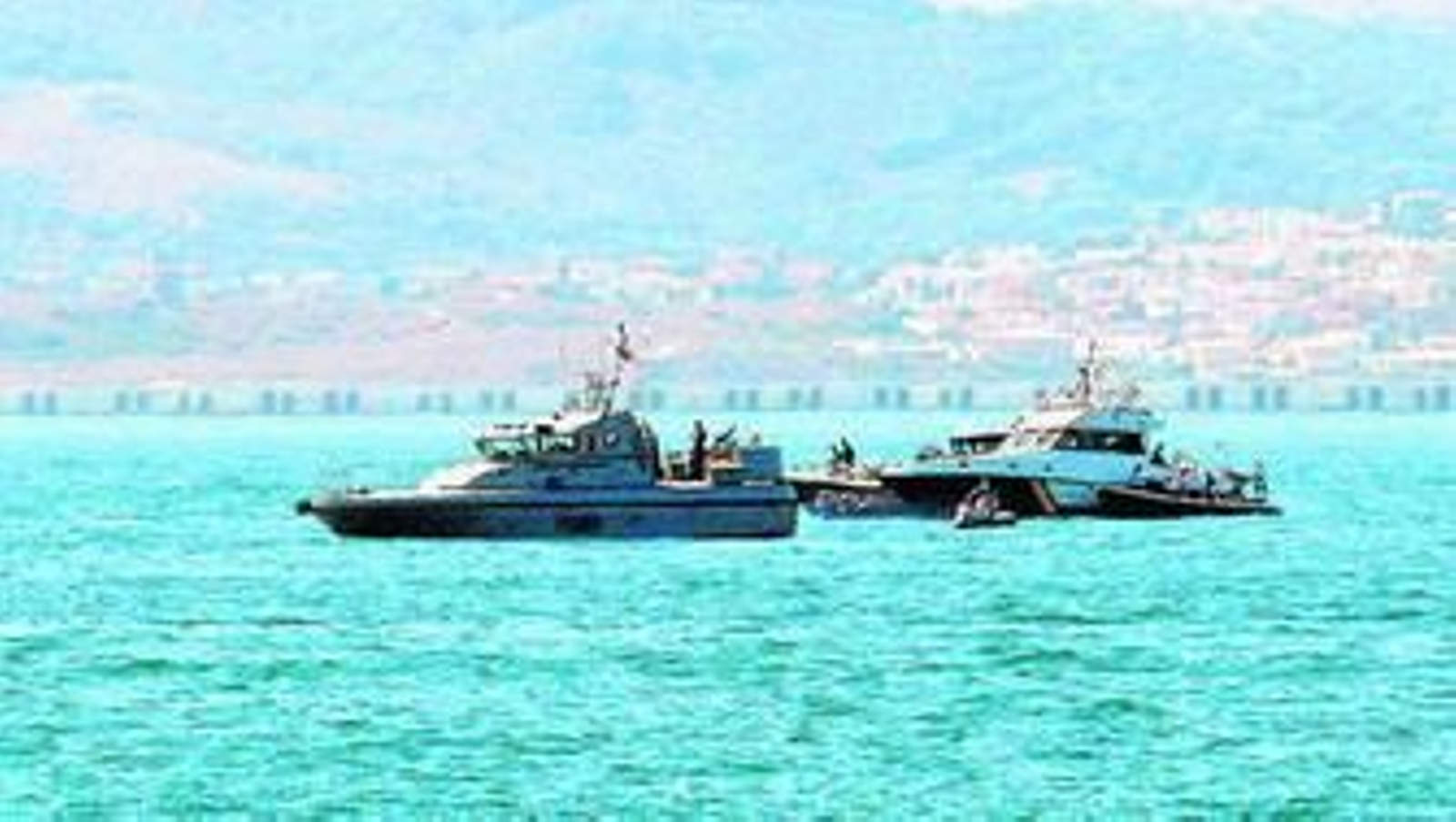 Imagen de un incidente entre la Policía del Peñón y la Guardia Civil.