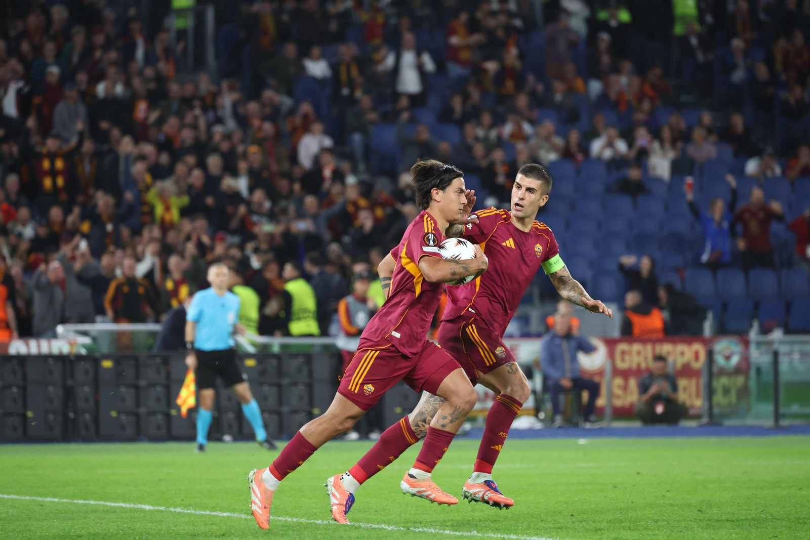 Roma-Viktoria Plzen (1).jpg
