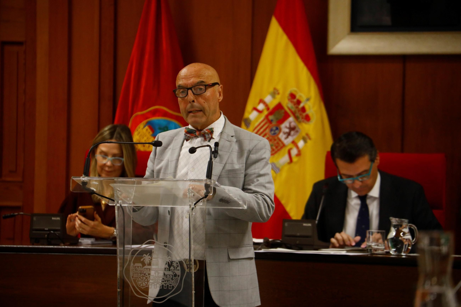 Un momento de la intervención del portavoz socialista, Antonio Hurtado