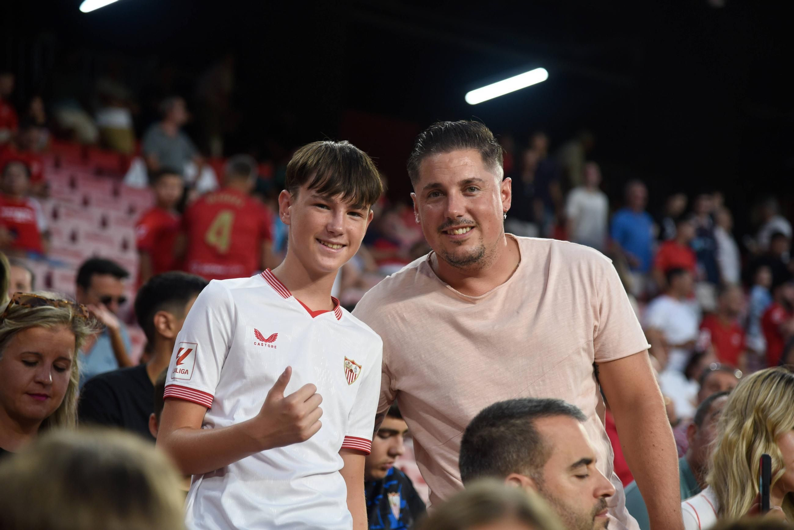 Búscate en las gradas del Pizjuán en el Sevilla Villarreal