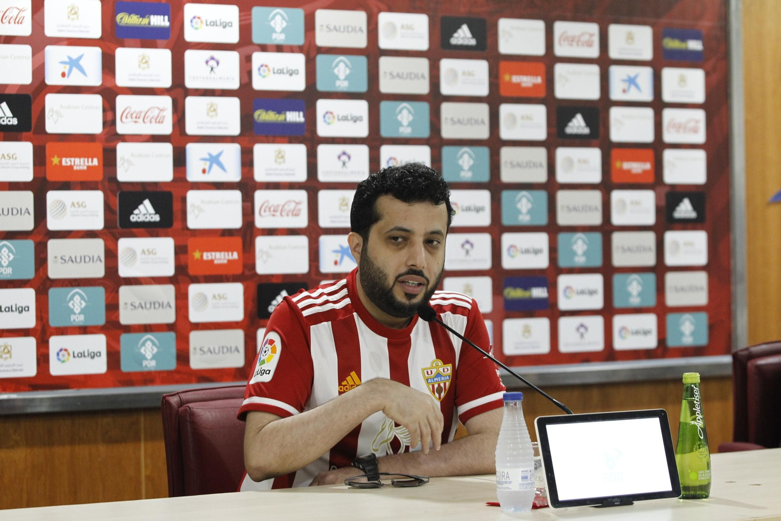 Fotogalería rueda de prensa dueño U.D. Almería, Turki Al-Sheik