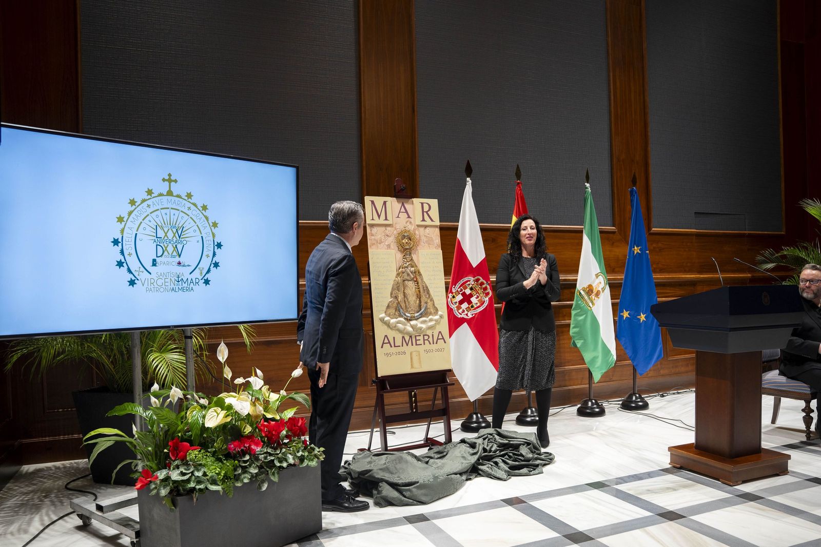 Almería celebra los grandes aniversarios de la Virgen del Mar: 525 años de su aparición y 75 de su coronación, en imágenes