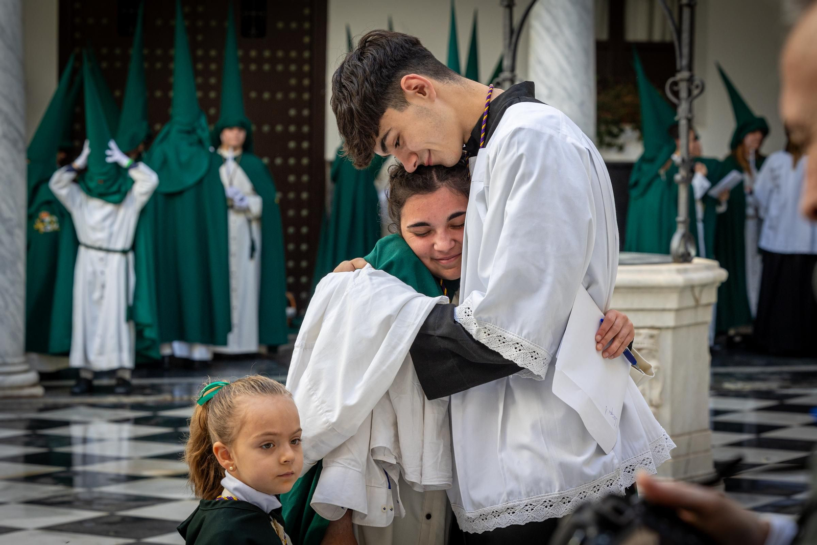 Las imágenes de la cofradía de Cigarreras en la Semana Santa de Cádiz de 2024