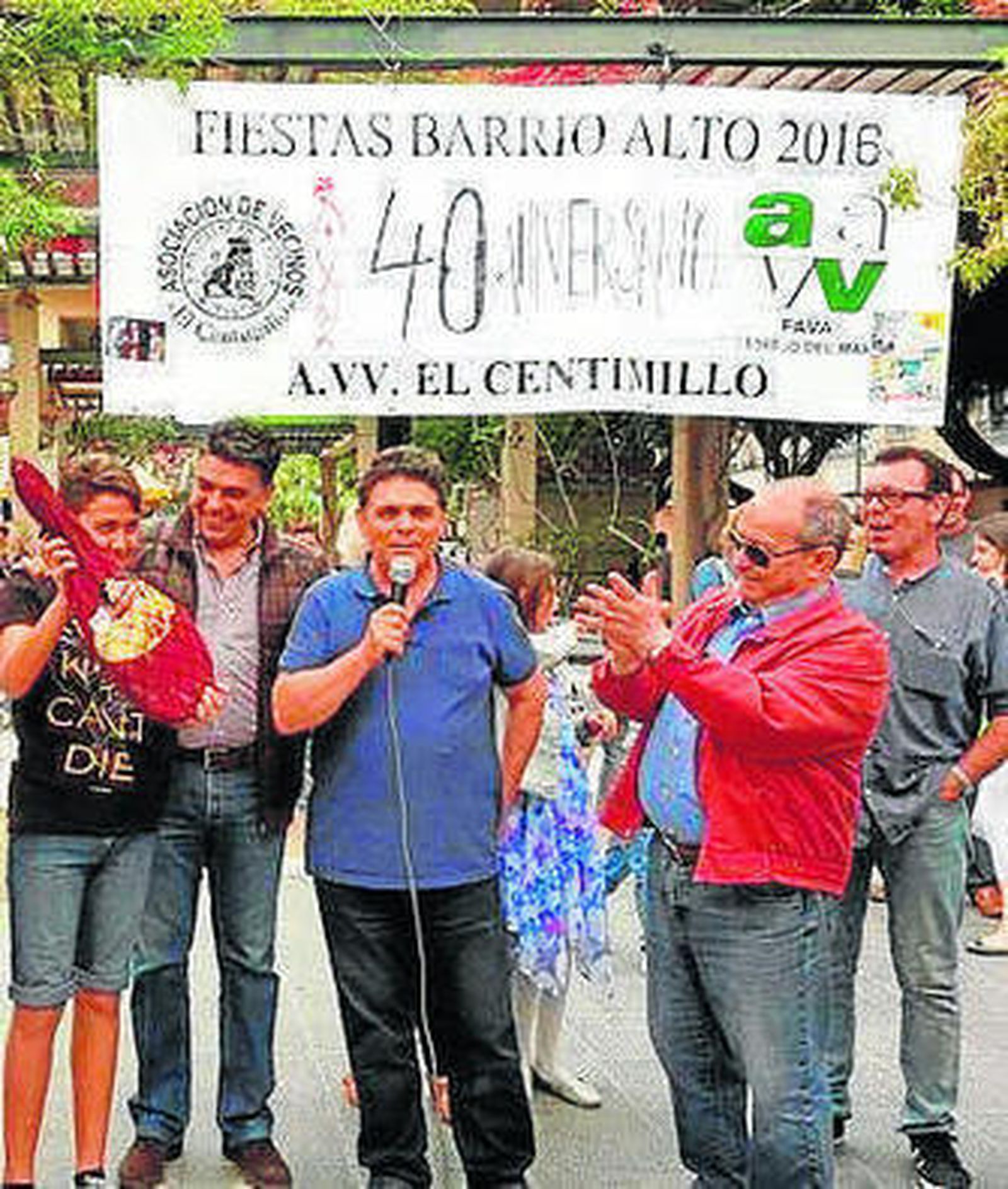 Ciudadanos, con vecinos del barrio.