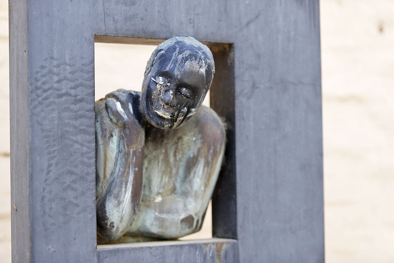 Imágenes del actual estado de las esculturas del museo al aire libre de Huelva