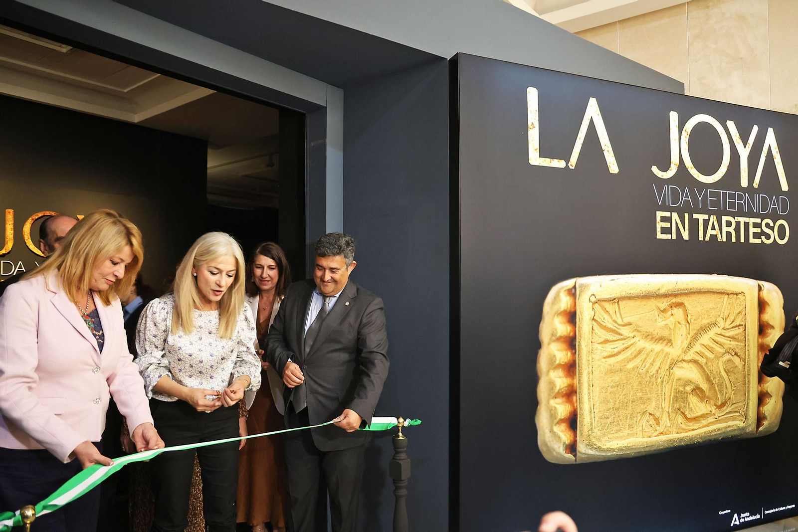 Imágenes de la inauguracion de le exposición 'La Joya, Vida y Eternidad en Tarteso' en el Museo de Huelva